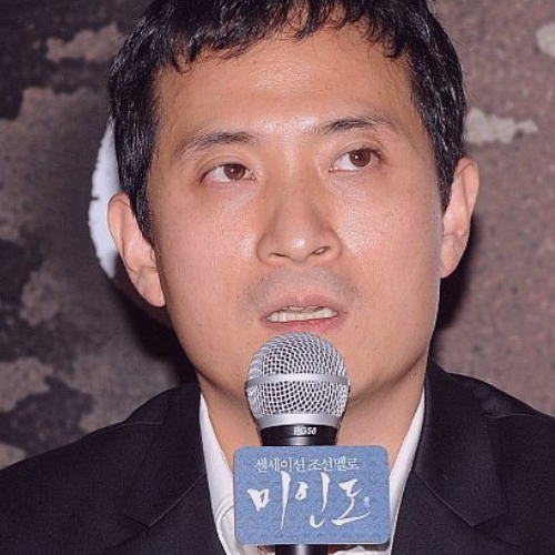 A Glimpse into the World of Screenwriters (3): Jeon Yun-Su