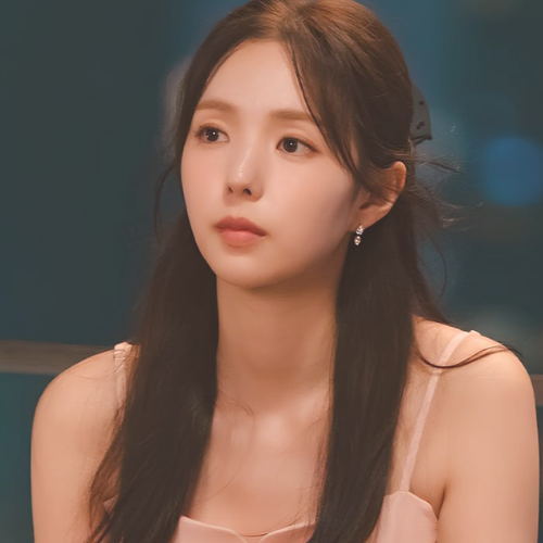 Korean celebrities who went out of their way for a perfect role portrayal