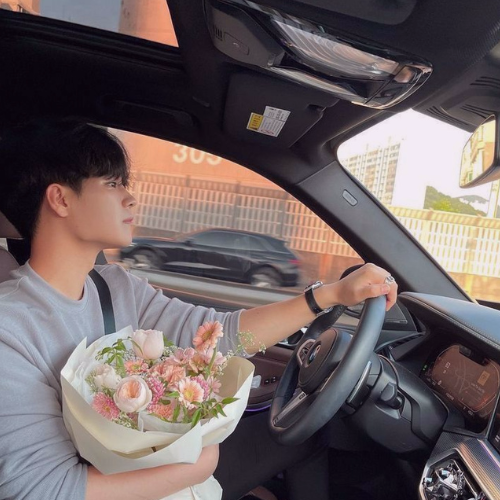 Oppa's Got a Crush: 7 K-Drama Signs That He's Totally Into You
