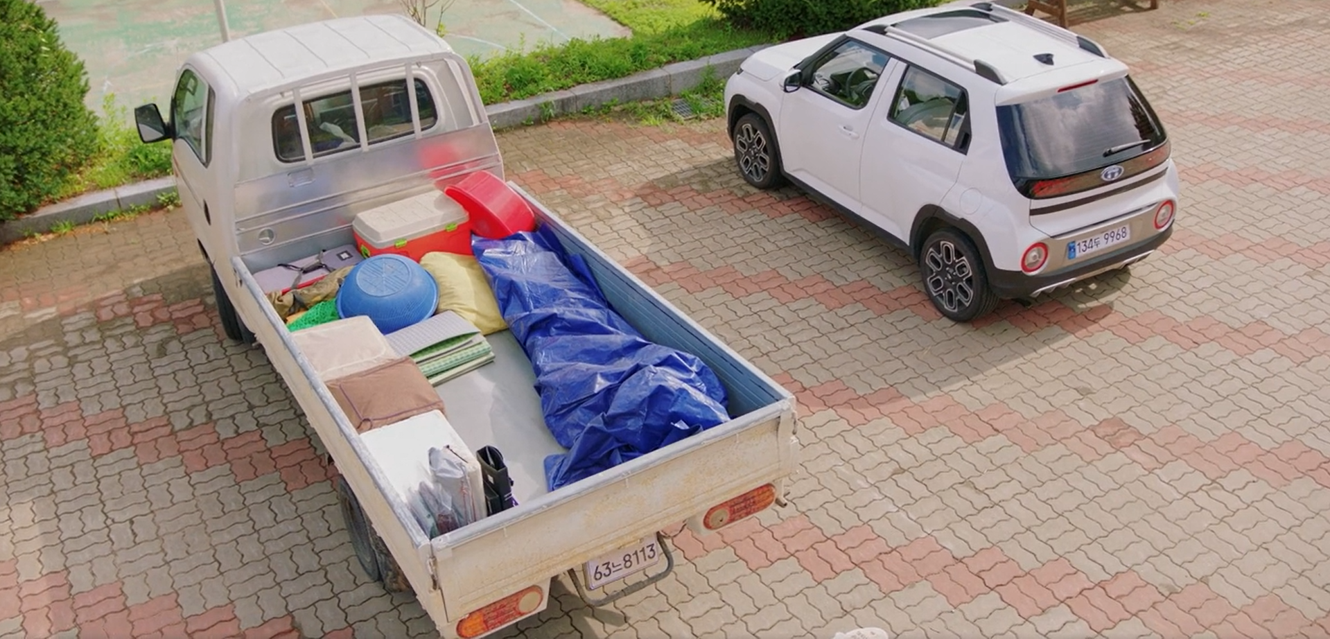 Potato Lab Kdrama White Truck